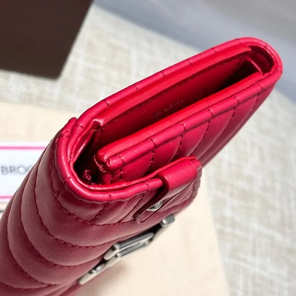 SOLD ❤️ Authentic Louis Vuitton New Wave Compact Wallet in Rouge - Picture 16 of 17